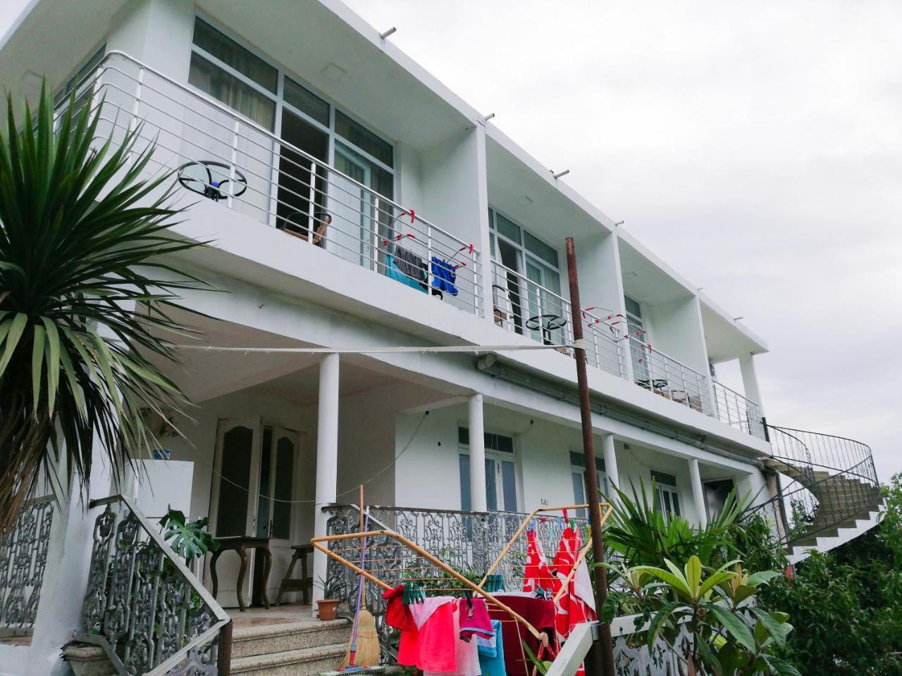 Albatross Kvariati Guest House Exterior foto