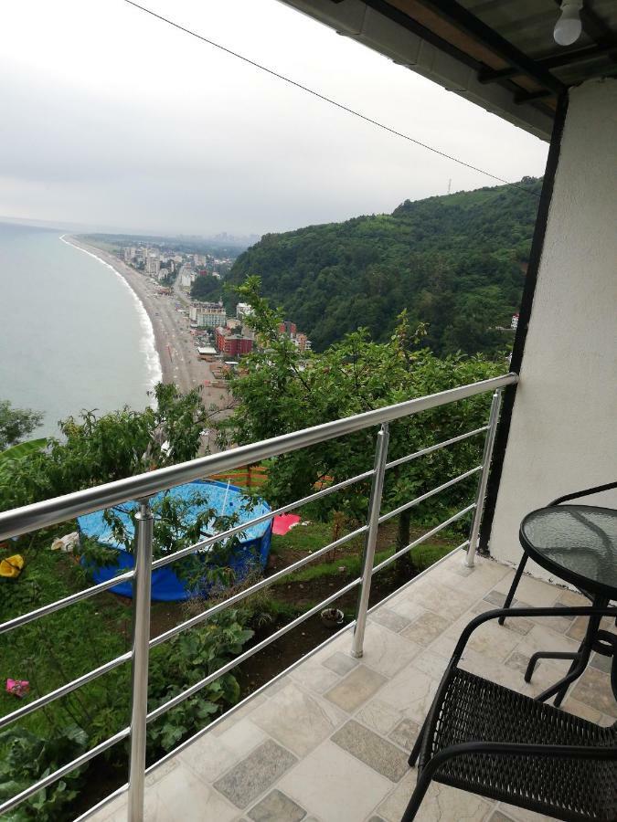 Albatross Kvariati Guest House Exterior foto